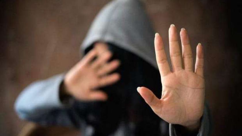 عاجل.. اول رد من "التعليم" على واقعة المدرس المتهم بالتحرش بعد القبض عليه