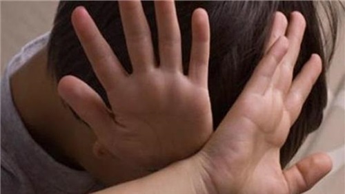 المتهم بهتك عرض طفل فى القاهرة الجديدة ينكر الواقعة