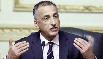 "المركزي" يشرح سبب الحد الأقصى للنقود للمسافرين بـ5 آلاف جنيه: قديم