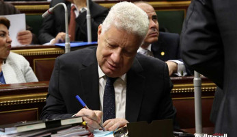هل يحمي البرلمان مرتضى منصور؟ عضو لجنة القيم بـ«النواب» يجيب