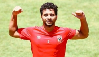 صدمة في الأهلي.. محمد محمود يغيب 6 أشهر جديدة