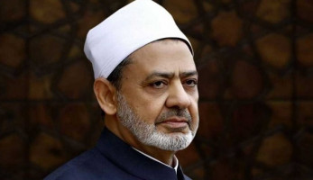 الأزهر يدين حادث باريس الإرهابي ويدعو للتحلي بأخلاق الأديان