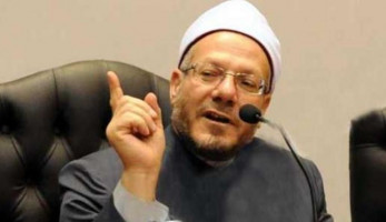 مفتي الجمهورية يدين قتل مدرس فرنسي عرض صورًا مسيئة للنبي