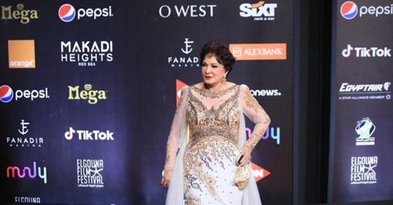 متتغروش.. الجمهور يطارد لبلبة على جوجل لهذا السبب