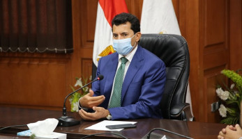 وزير الرياضة يطمئن جماهير الزمالك: «متخافوش أنا موجود»