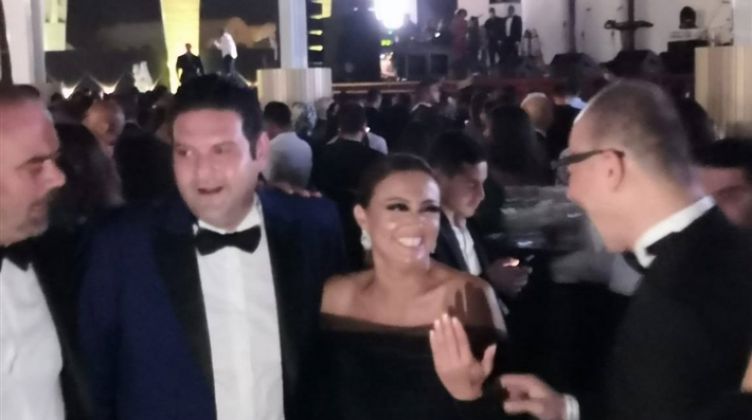 بشرى تحتفل بخطوبتها على رجل أعمال شهير في ختام مهرجان الجونة