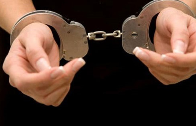 يذبح طفلا أمام أعين والده بسبب خلافات مالية بأكتوبر