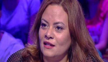 "الغرور سيطر".. كاملة أبو ذكري تفتح النار على أبطال "بـ 100 وش": إنتم مين أصلا