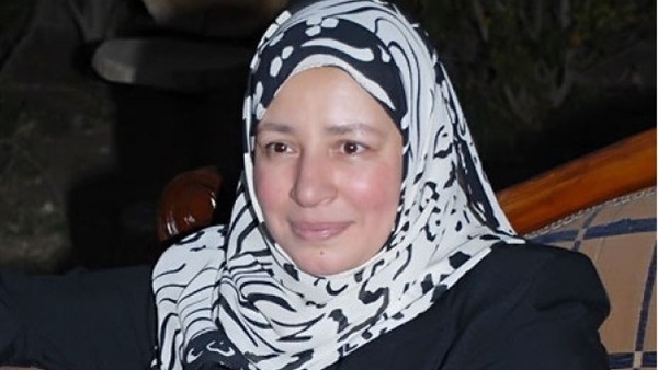 أشرف زكي: عبلة كامل بخير ولا صحة لما تردد عن إصابتها بالسرطان