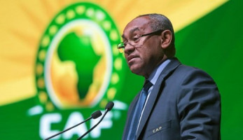 صفقة مشبوهة بملايين الدولارات.. أسباب إيقاف رئيس الاتحاد الإفريقي لكرة القدم