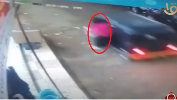 الإبراشي يعلق على قفز فتاة من الـ"توك توك" خوفًا من التحرش (فيديو)