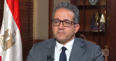 وزير السياحة: قرار عودة رحلات العمرة تحسمه لجنة إدارة أزمة كورونا