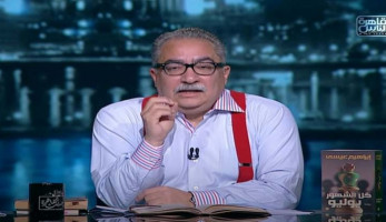 إبراهيم عيسى: المشككون فى لقاح كورونا يدعمون الخرافة والتخلف (فيديو)