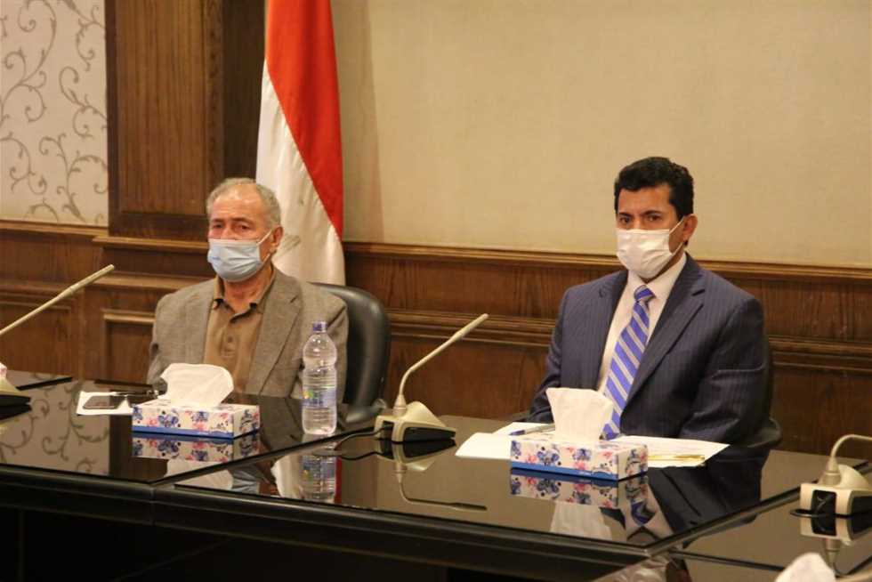 وزير الرياضة يعلن اسم رئيس الزمالك الجديد.. تعرف عليه