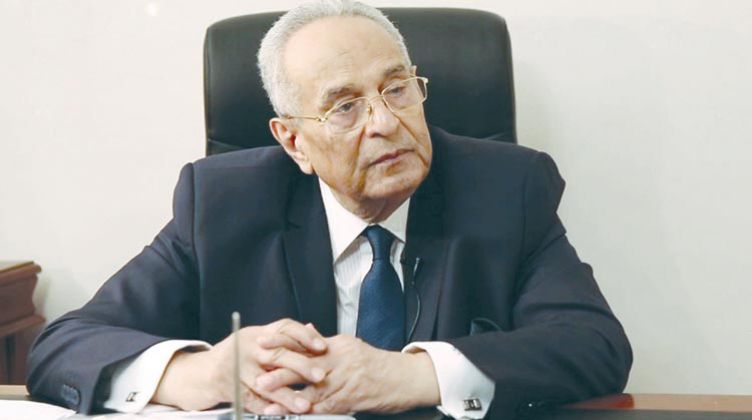 «أبوشقة» يجرى مفاوضات مكثفة لحصول الوفد على رئاسة 3 لجان و6 نواب بالبرلمان فى هيئات المكاتب