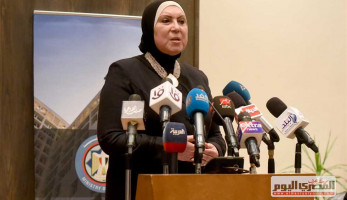 وزيرة التجارة تعلن الإجراءات الجديدة لاستيراد سيارات ذوي الاحتياجات الخاصة