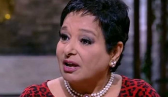 أنيسة حسونة بعد إدعاء الشباب محمد قمصان إصابته بالسرطان: "قصة محبطة وتصرف قاسي"