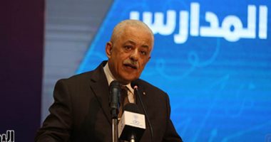 التعليم: طلاب الثانوية العامة يواصلون تسجيل استمارة التقدم للامتحانات