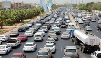 قانون المرور الجديد: 1500 جنيه غرامة في حالة انبعاث رائحة كريهة من السيارة