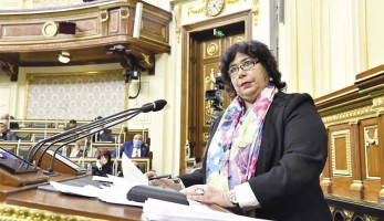 برلمانيه: انجازات وزيرة الثقافة لا أثر لها على أرض الواقع
