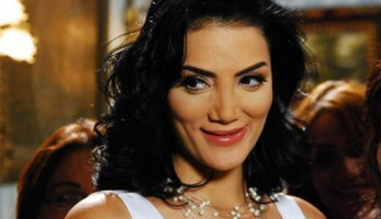 رانيا محمود ياسين: حورية فرغلي تخضع لجراحة تستغرق 9 ساعات.. تفاصيل