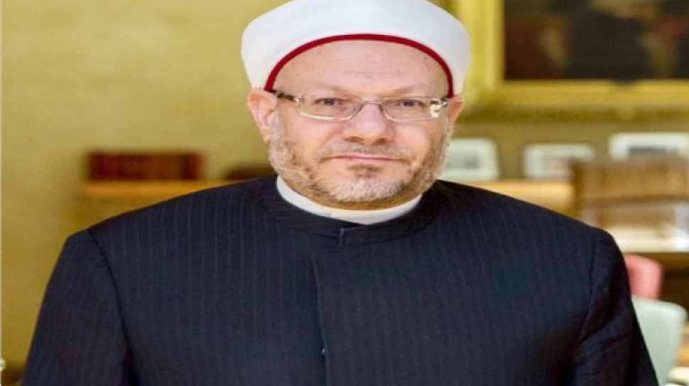 المفتي: فوائد البنوك ليست ربا (فيديو)
