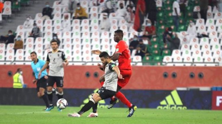 أيمن أشرف: لن نبخل بنقطة عرق أمام بايرن ميونيخ في كأس العالم لإسعاد جماهيرنا