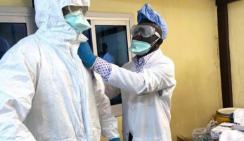فيروس كورونا: لماذا فشل لقاح أكسفورد أمام سلالة جنوب أفريقيا؟