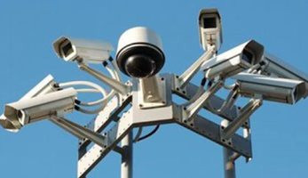 التحفظ على كاميرات مراقبة لكشف ملابسات قتل صاحب سوبر ماركت بالسلام