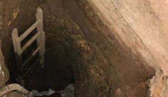 ضبط عاطل وربة منزل أثناء التنقيب عن الآثار بالخليفة