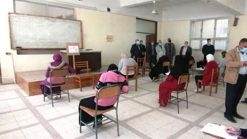وزير التعليم: تداول اسئلة الامتحانات بين المحافظات غش وليس تسريب