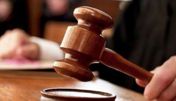 تأجيل محاكمة سفير سابق بتهمة الاستيلاء على أموال عمله لـ20 مايو