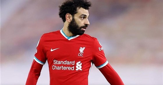 إبراهيم عيسى: محمد صلاح لا يمثل الكرة المصرية