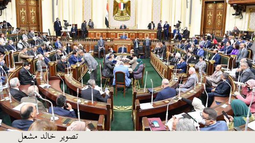 طلب إحاطة عاجل بسبب إنهاء التعاقد مع 36 ألف معلم