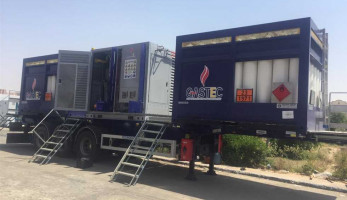 البترول تكشف عن أول محطة متنقلة لتموين السيارات بالغاز الطبيعي (تفاصيل وصور)