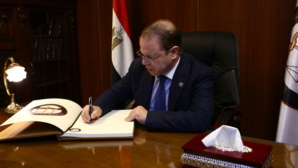بلاغ يتهم صاحبة مبادرة "تعدد الزوجات" بالاساءة لسيدات مصر