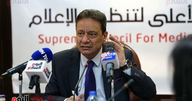 "الأعلى للإعلام" ينذر بالتدخل لوقف التطويل فى إعلانات مسلسلات رمضان