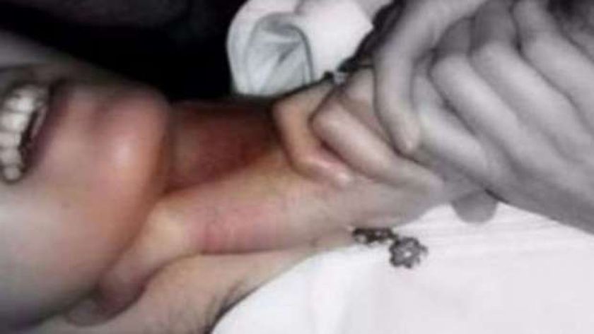 خنقها قبل أذان الفجر.. القصة الكاملة لشاب قتل أمه في عين شمس