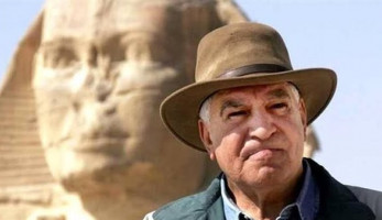 زاهي حواس يفجر مفاجأة بشأن المومياء الحامل.. ليست الأولى