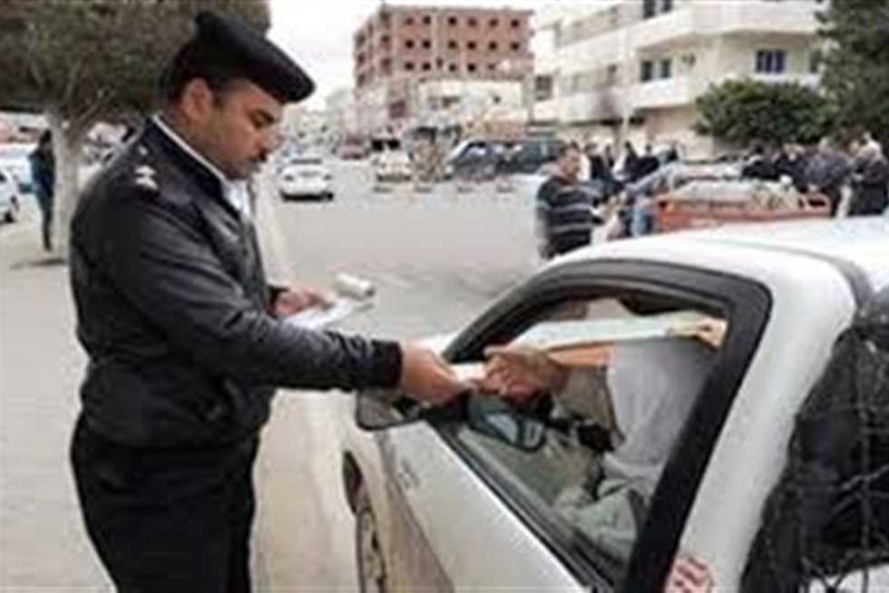ضبط 564 مخالفة مرورية و6 سائقين لتعاطيهم المخدرات أثناء القيادة بأسوان