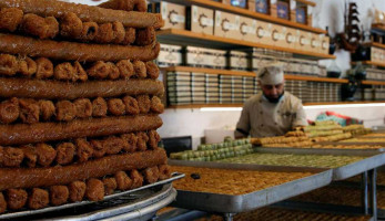 «غرفة الجيزة»: وقف النشاط عقوبة تنتظر مخالفي قرارات مواعيد الإغلاق