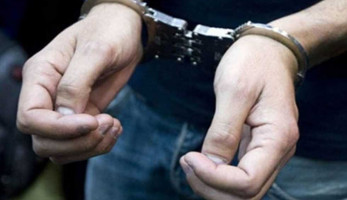 ضبط 3 عاطلين بحوزتهم مواد مخدرة وألعاب نارية في أسوان