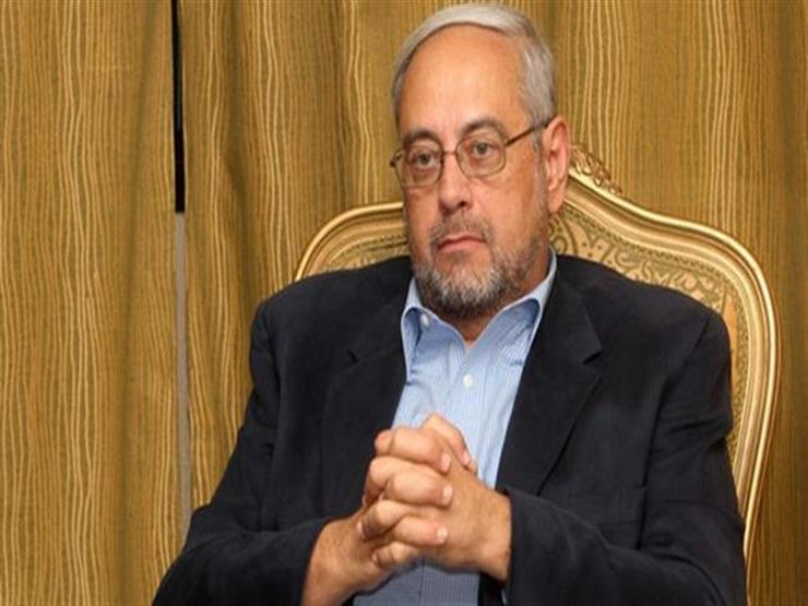 مصدر بأسرة "أحمد بهجت" يكشف موعد وصول الجثمان من أمريكا.. وتفاصيل العزاء