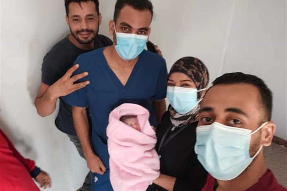ولادة توأم من أم مصابة بفيروس كورونا بمستشفي قنا العام