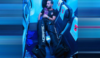 ٦٠ دقيقة استشفاء لـ علي معلول في طائرة الأهلي