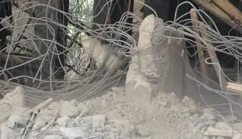 بعد محاولة قتله.. رئيس حي عين شمس يزيل 3 عقارات لجناه حاولوا الاعتداء عليه