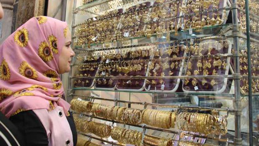 «الغرف التجارية»: الأسر المصرية باعت 6 أطنان من الذهب لـ«فك الزنقات»