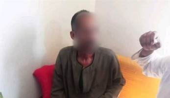 ضبط عاطل انتحل صفة مسئول بمبادرة حياة كريمة بـ قنا.. صور