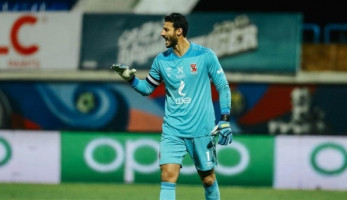 طبيب الأهلي: إصابة الشناوي بسيطة