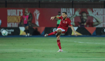 شرط معلول لتجديد عقده مع الأهلي
